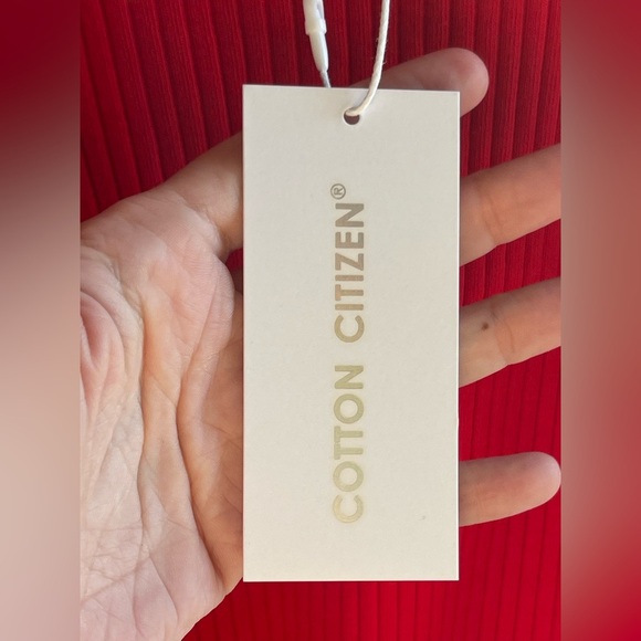 NWT Cotton Citizen Women's Red Ribbed Capri Cropped Muscle Tank - Picture 3 of 8